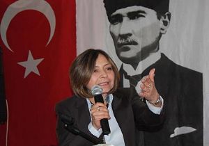 Dilek Akagün Yılmaz Partisini Bombaladı: