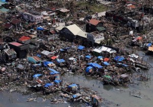 Filipinler de Hagupit tayfununun bilançosu ağır oldu!