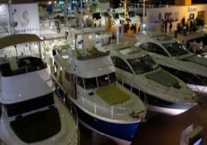 Cnr ile Tüyap Arasında Boatshow Kavgası