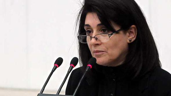 Leyla Zana beraat etti