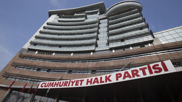 CHP fezlekeleri görüşecek