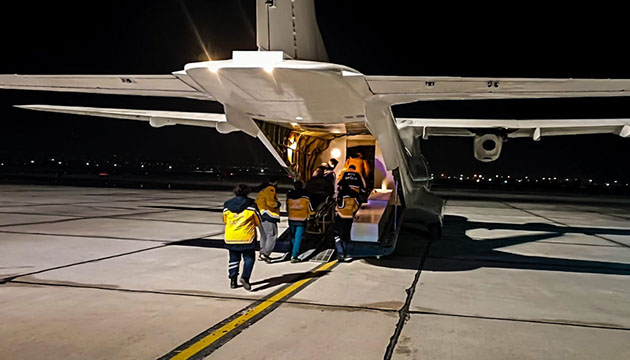 Hava Kuvvetlerine ait uçak kalp rahatsızlığı olan vatandaşı Ankara ya ulaştırdı