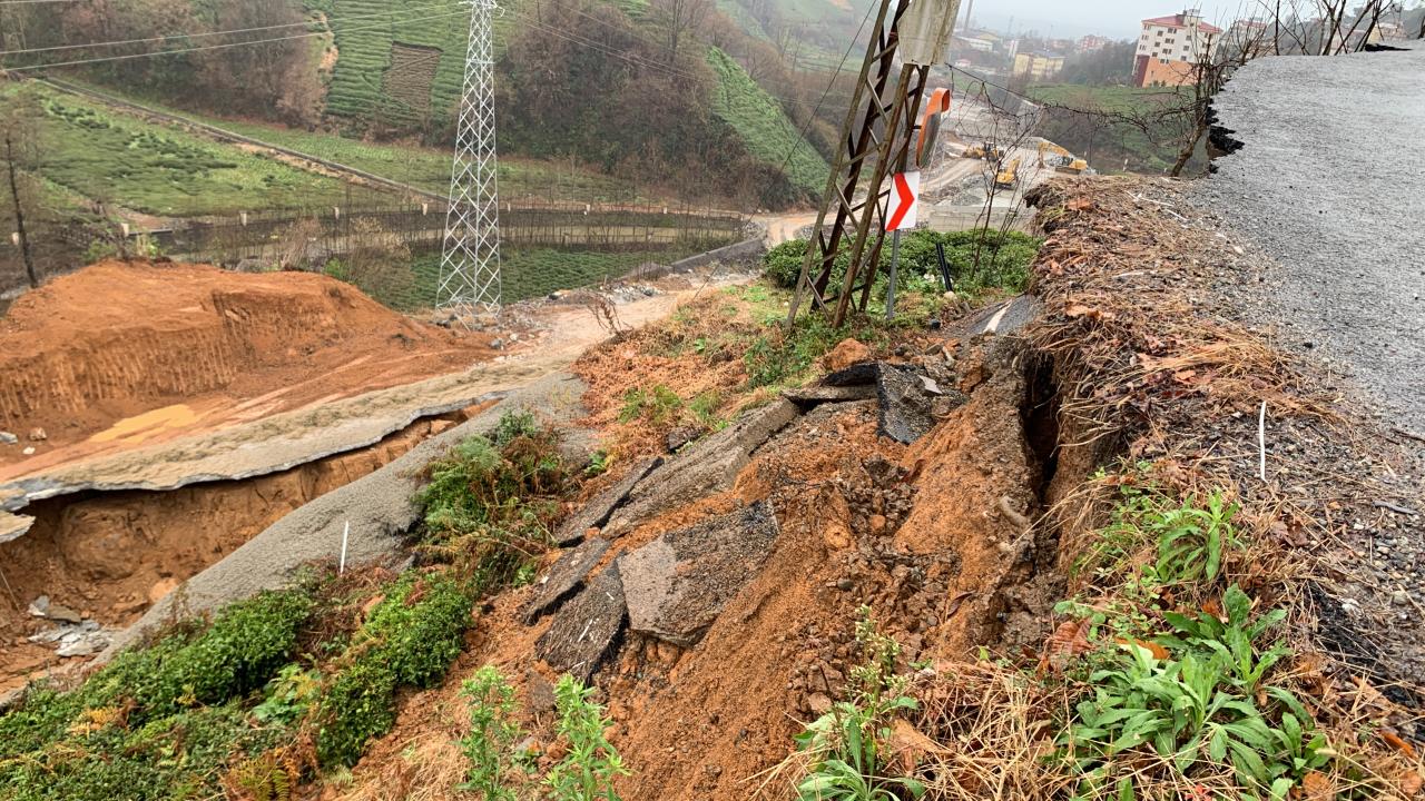 Rize de yağışın ardından heyelan oluştu