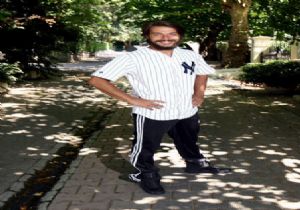 Survivor Hilmi Cem İntepe den Kızlara Müjde