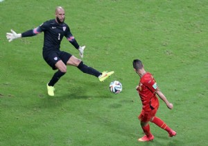 Sosyal medya muhteşem kaleci Howard ı konuşuyor!