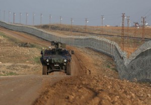 Güvenlik güçleri Kilis te 4 IŞİD üyesini yakaladı!