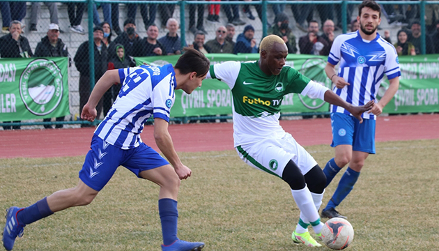 İbrahim Yattara futbola geri döndü!