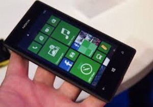 Nokia Lumia 520 polis memurunun hayatını kurtardı