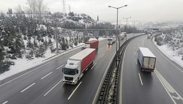 İstanbul ve Anadolu ya geçiş kısıtlamasıyla ilgili gelişme!