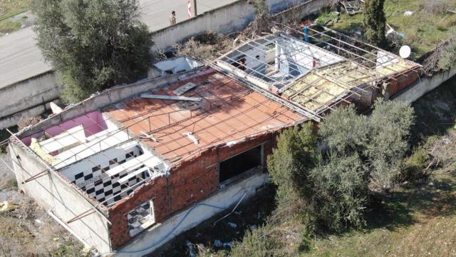 İzmir de hırsızlar evi çaldı