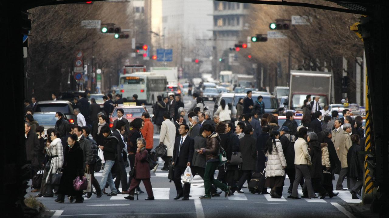 Japonya nın nüfusu üst üste 15 yıldır düşüyor