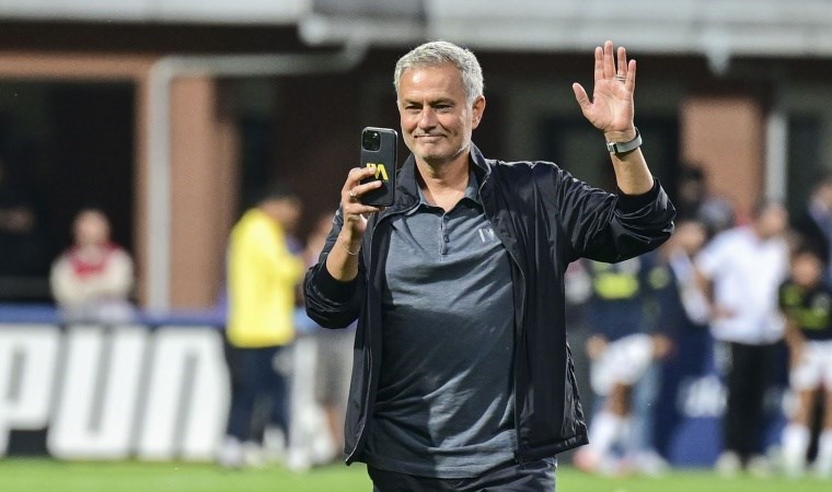 Mourinho dan Fenerbahçe paylaşımı