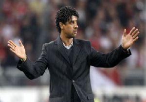 Ne Yaptın Rijkaard !