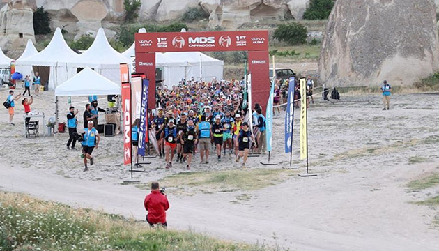 Kapadokya da çöl maratonu başladı