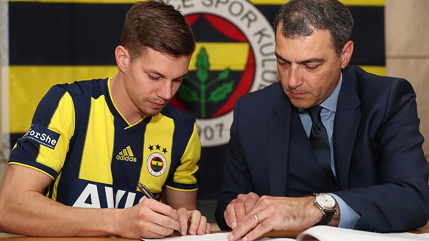 Miha Zajc resmen Fenerbahçe de