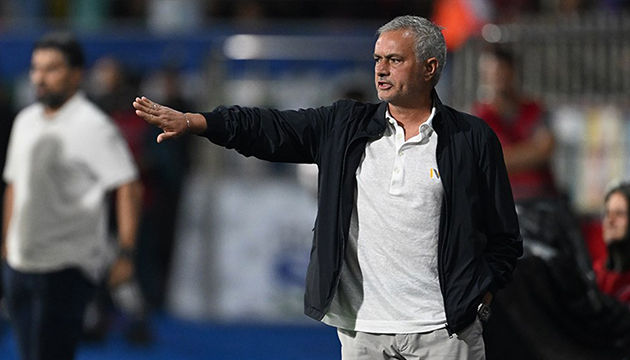 Mourinho dan hakem ve VAR yorumu: Verdiği karar yanlıştı