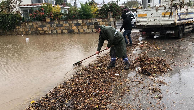 Muğla da sağanak etkili oldu