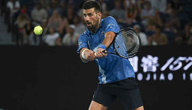 Djokovic ve Zverev çeyrek finalde