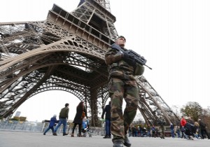 Paris katliamı saldırganı yaralı yakalandı!