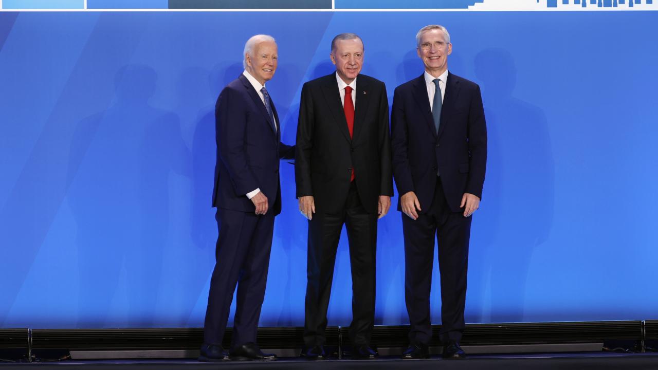 Cumhurbaşkanı Erdoğan, NATO Atlantik Konseyi Devlet ve Hükümet Başkanları Oturumu na katıldı