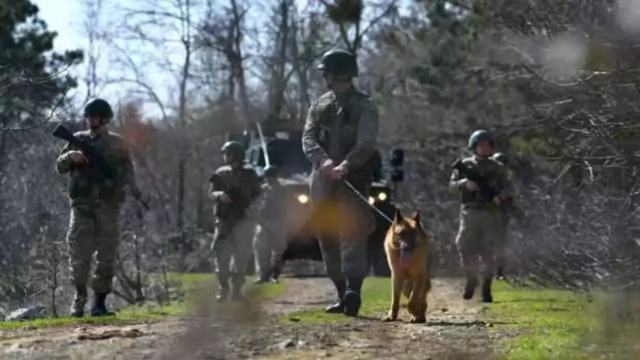 FETÖ cüler sınırda yakalandı