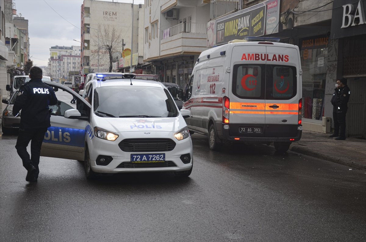 Boğazı kesilmiş ceset bulundu