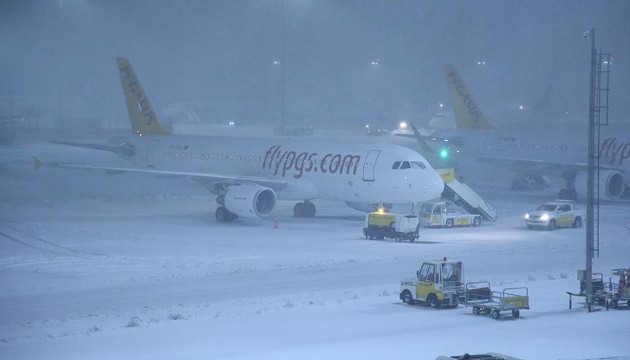 İstanbul da yeni bazı uçuşlar da iptal edildi!