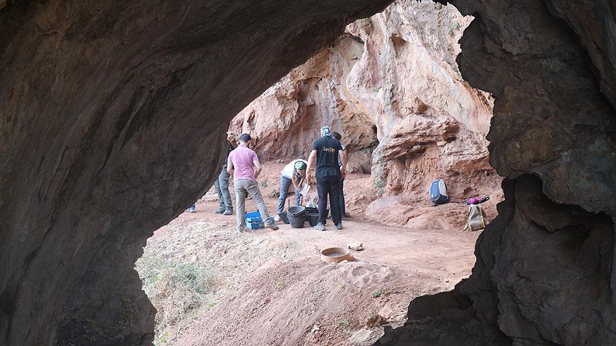 Mağarada  ilk modern insan ın izleri