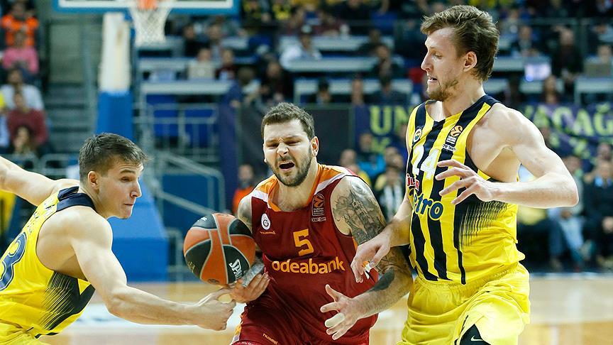 Türk derbisinin galibi Fenerbahçe