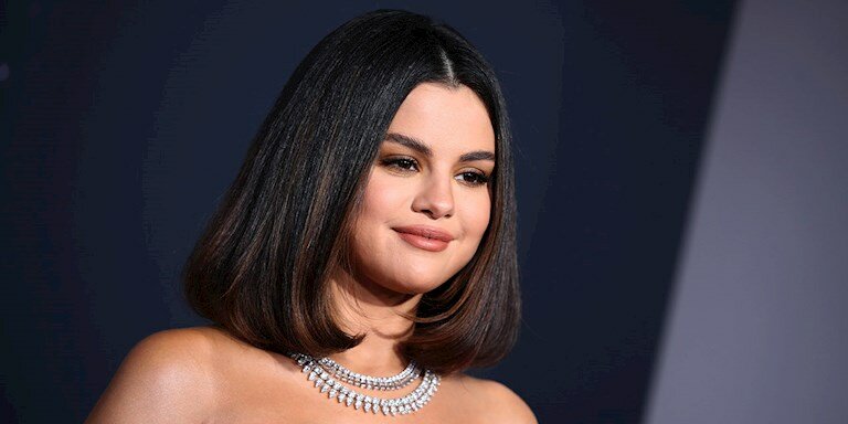 Selena Gomez hayranlarını mest etti