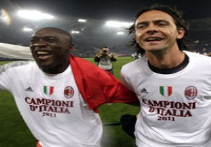 Seedorf bayrağı Inzaghi ye teslim etti... Serie A da devir teslim...