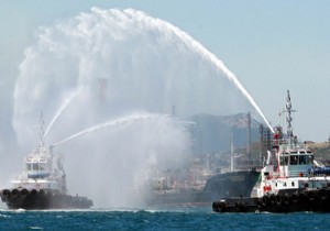 Güney Çin Denizi’nde  Tazyikli Su Savaşı  Çıktı!