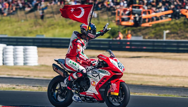 Türk motosikletçiler piste çıkıyor