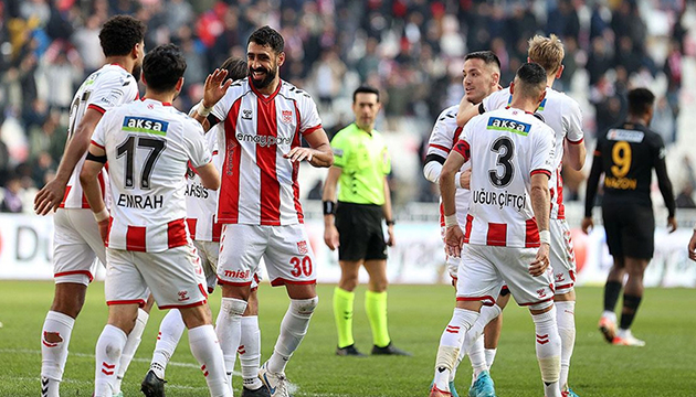 Sivasspor da galibiyet hasreti sona erdi