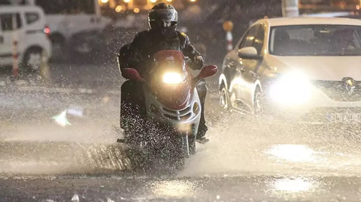 Çanakkale de scooter ve motosikletlerin trafiğe çıkması yasaklandı!