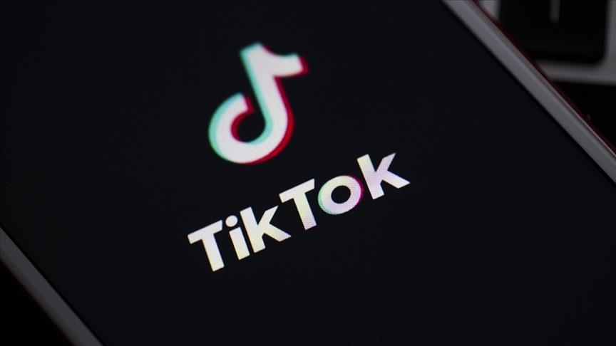  TikTok un yasaklanmasına  tepki olarak binayı ateşe verdi