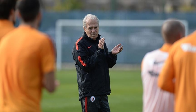 Cimbom da  Mustafa Denizli  şoku!