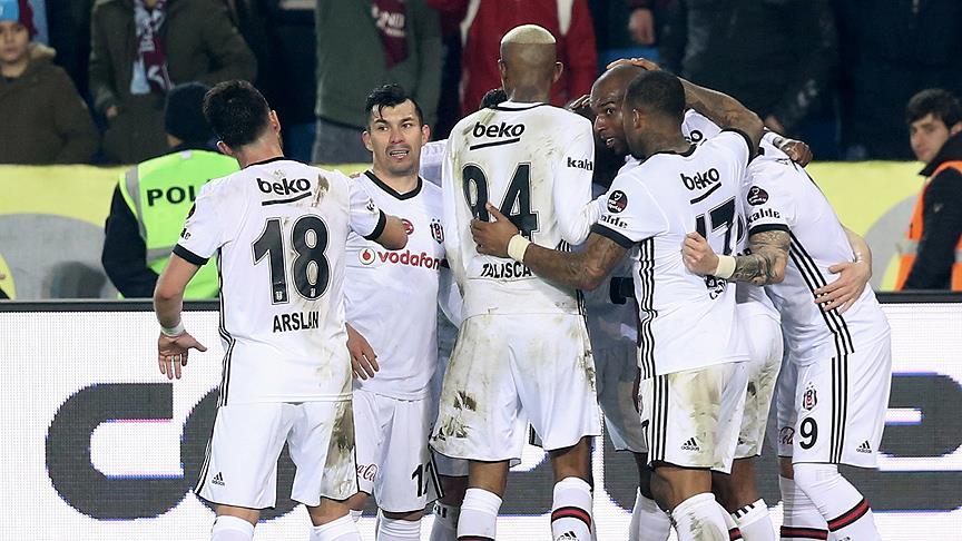 Beşiktaş ın zirve takibi sürüyor