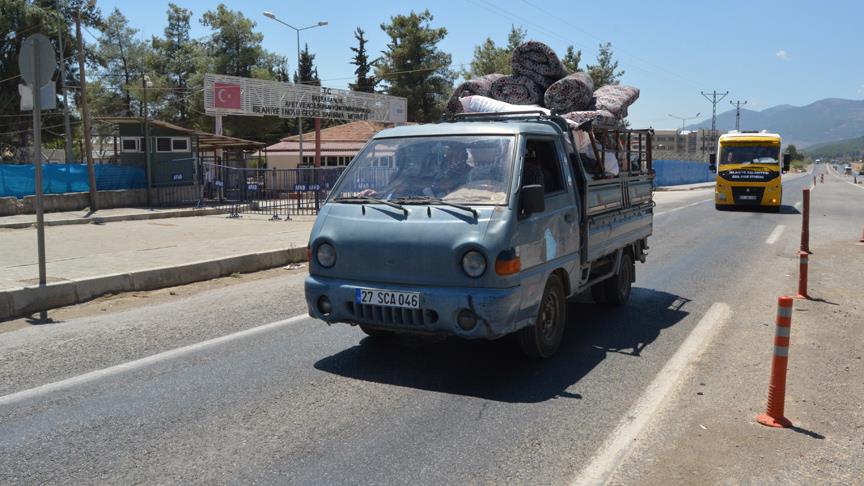 Suriyeliler çadır kentten ayrılıyor