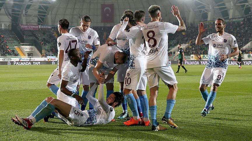 Trabzonspor 3 puanı 3 golle aldı