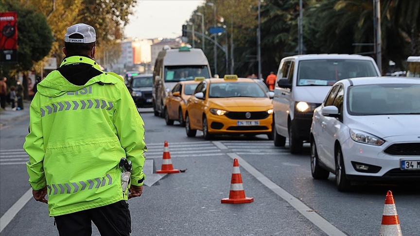 İstanbul da bazı yollar trafiğe kapatılacak