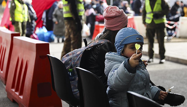 UNICEF: 500 bin çocuk evini terk etti!