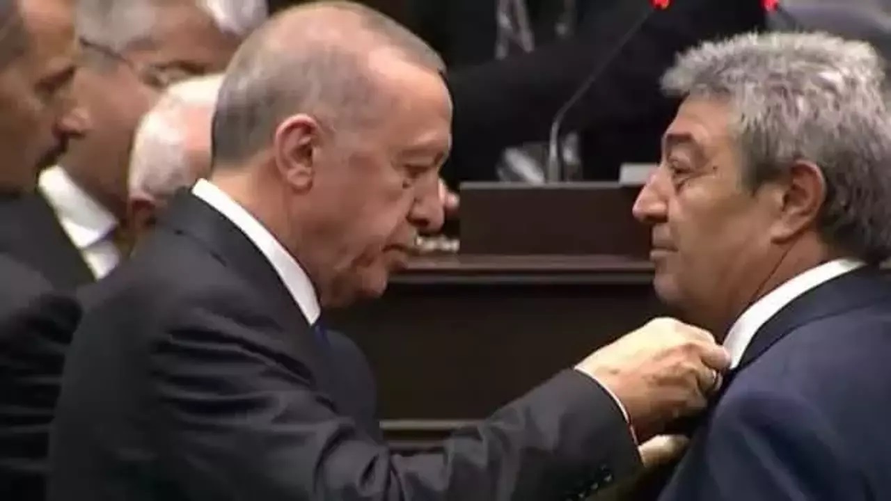 İYİ Parti den AK Parti ye geçti