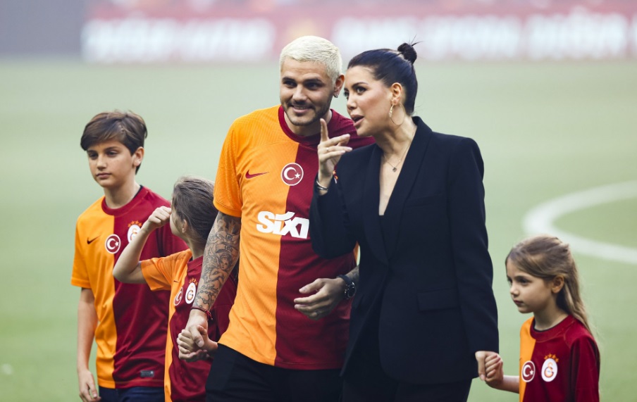 Mauro Icardi nin eşi Wanda Nara dan kötü haber!