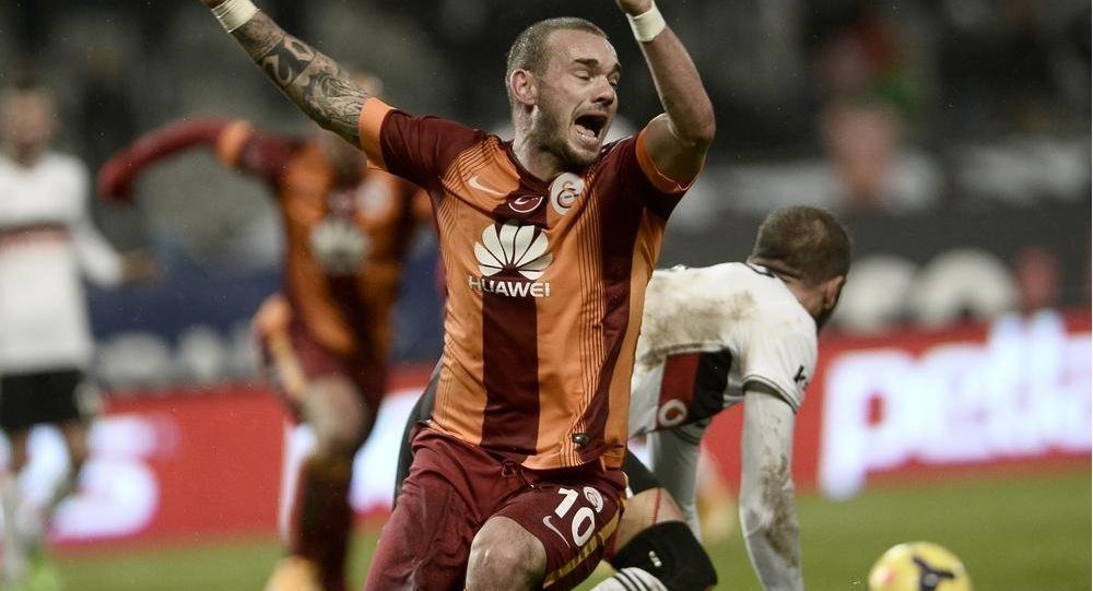  Sneijder umarım Türkiye den ayrılır 