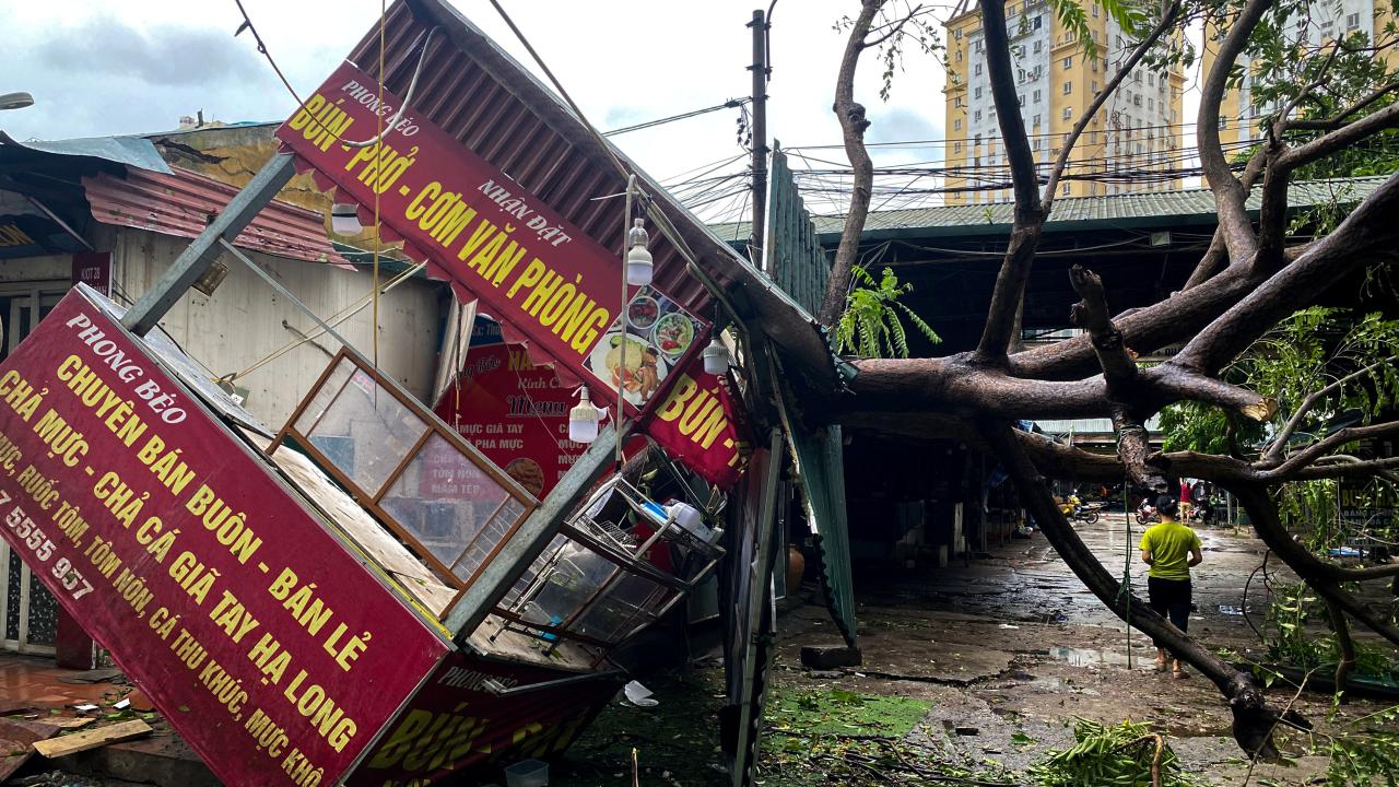 Vietnam da Yagi Tayfunu nedeniyle ölenlerin sayısı 14 e çıktı