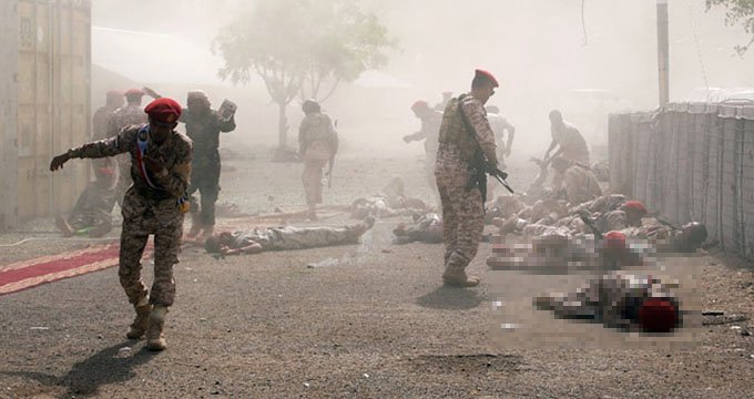 Askerlerin geçişi sırasında patlama: 32 ölü