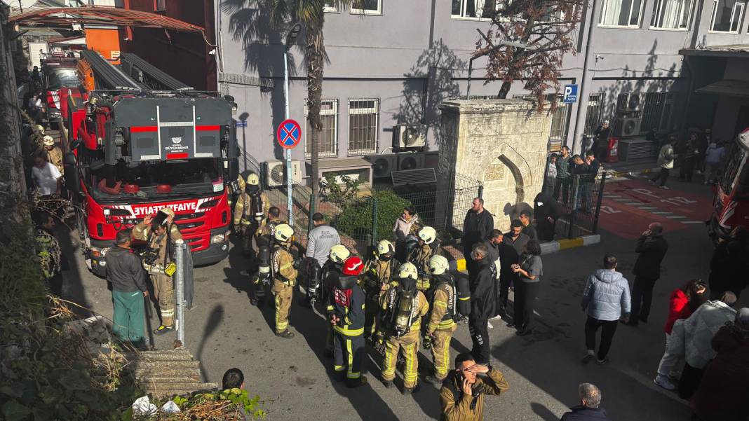 İstanbul Eğitim ve Araştırma Hastanesi nde yangın