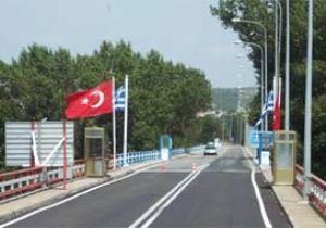 Yunanistan ın duvar kararı Fransa yı mutlu etti