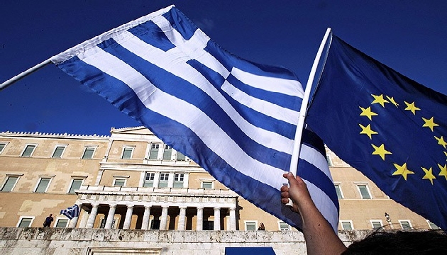 Yunanistan referanduma gidiyor!